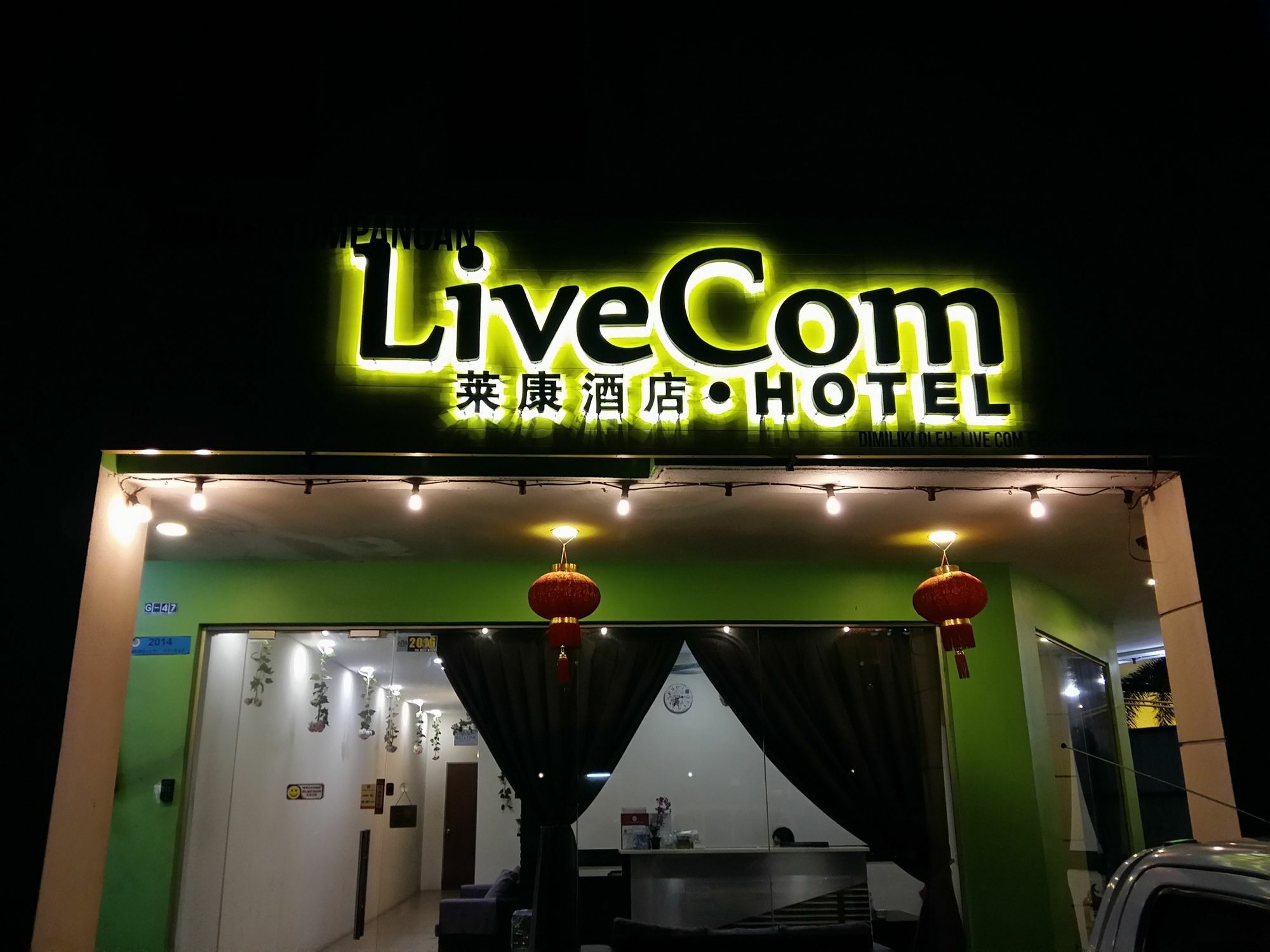 Live Com Hotel Johor Bahru Exteriör bild